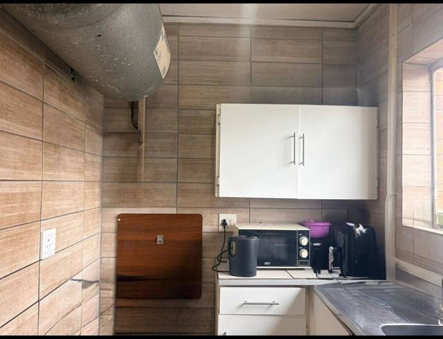 1 BEDROOM APARTMENT FOR SALE IN SUNNYSIDE